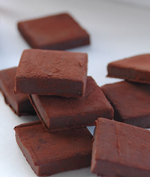 ���`���R